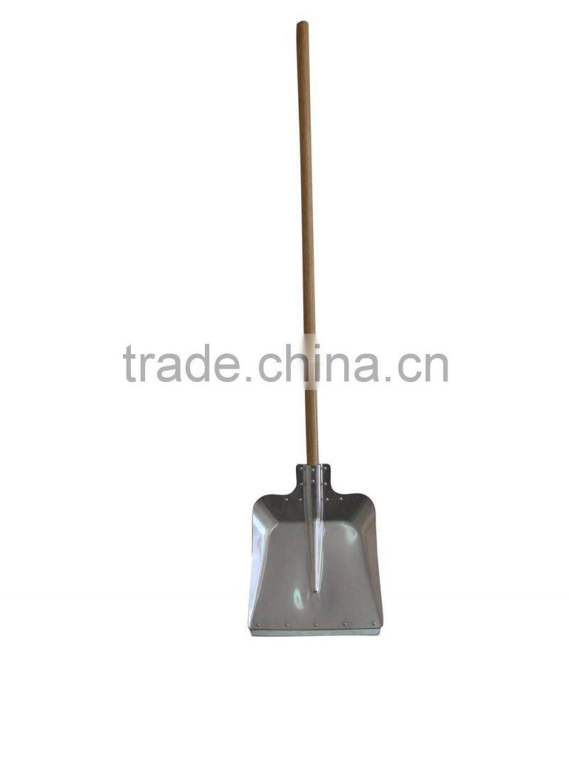 13" Aluminum Snow Shovel With Wooden Hanlde