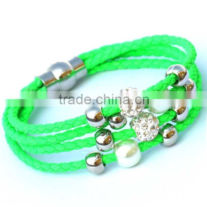 Lady PU Leather Cuff Wrap Wristband Magnetic Buckle Bracelet with Sliding Beads