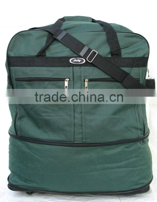 Large capacity expandable rolling wheeled travel bag