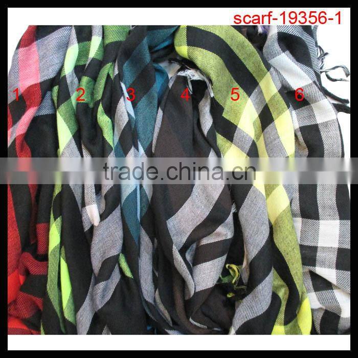 fashion plaid print tassel square scarf