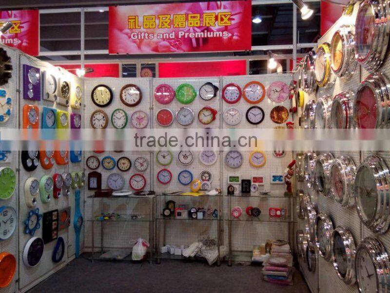 hot selling 12 inch plastic DCF Radio controlled wall clock 2016