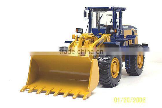 3 ton wheel loader W136 with Cummins engine, HYM concrete block making machine