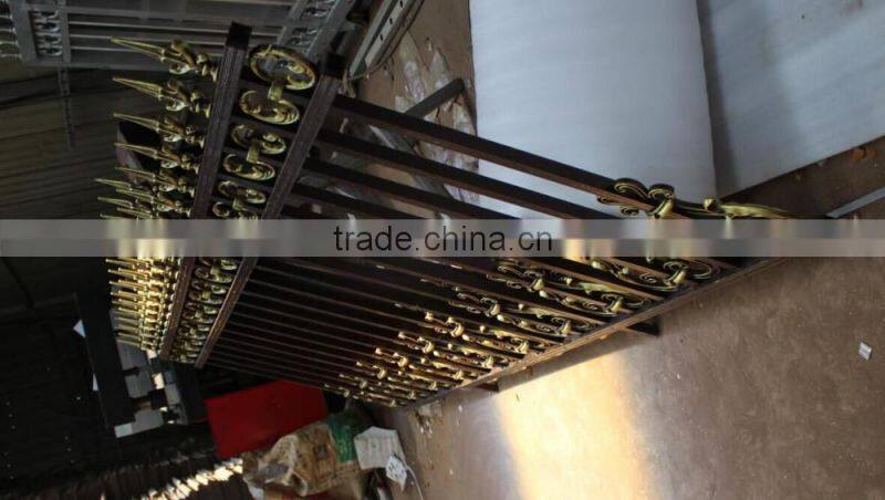 2016 Modern design powder coated cheap fence of aluminum