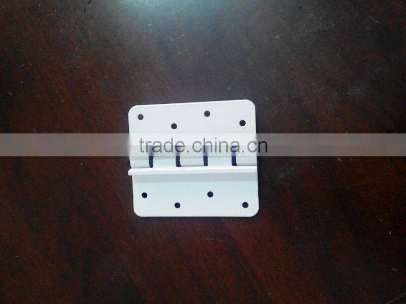 Center Hinge / intermediate hinge for sectinal overhead garage door