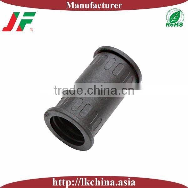 Flexible conduit pipe elbow/quick connector