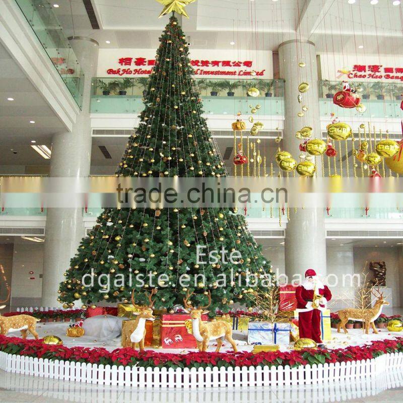 Home and outdoor garden edging decoration 2m to 16m or 6.5ft to 53ft Height artificial large 3D LED Christmas Tree