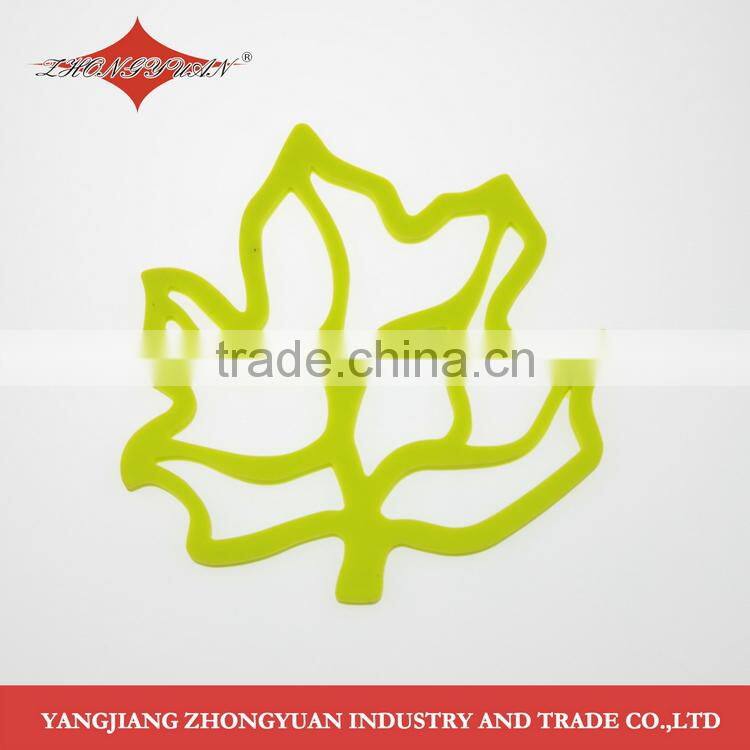 Square shape heating resistant non-stick silicone mat for baking