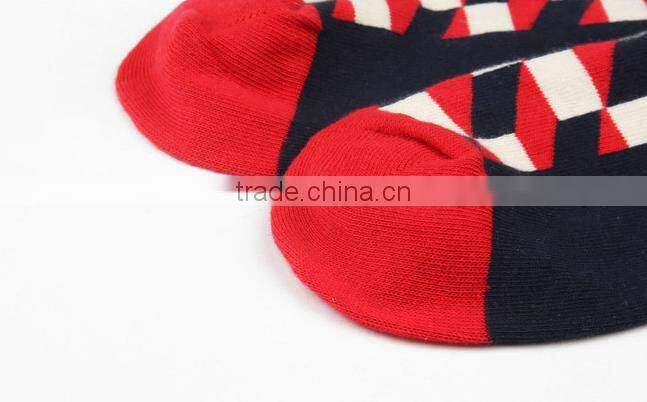 Customized Your Own Brand Design Jacquard OEM Logo 75% Polyester 24% Cotton 1% Spandex Young Men Sport Tube Socks