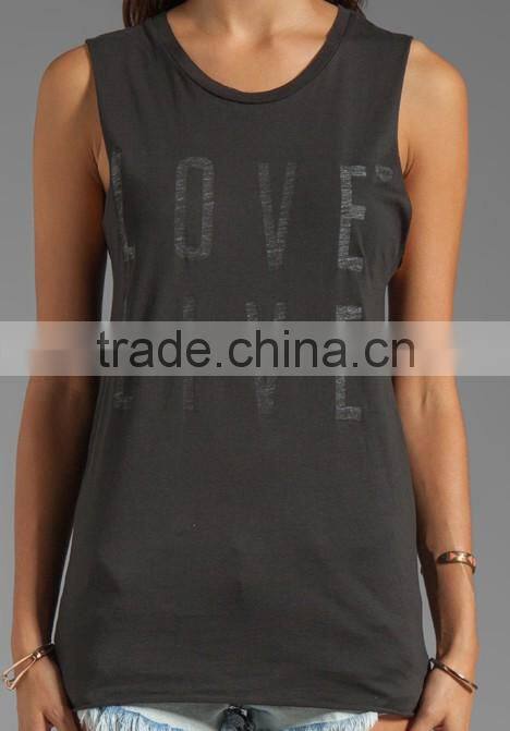 woman elastic tank top