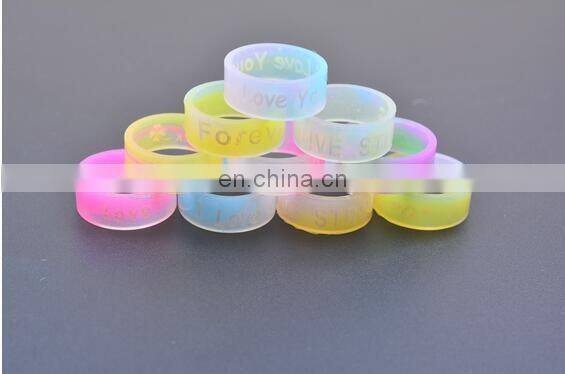 Fashion Couples Ring Candy Color Glow In The dark Ring Hand Ring Silicone Elastic Rope