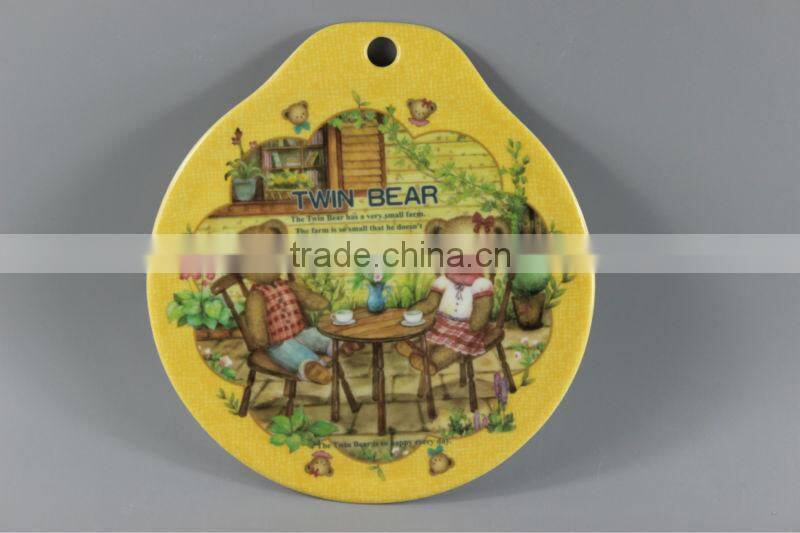 2014 new design melamine table mat with one handle