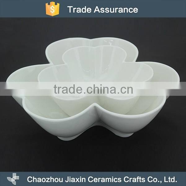 Latest ceramic white elegant flower snack plate