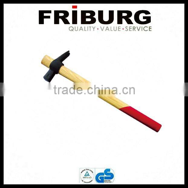 ITALY-TYPE CLAW HAMMER WITH TPR HANDLE