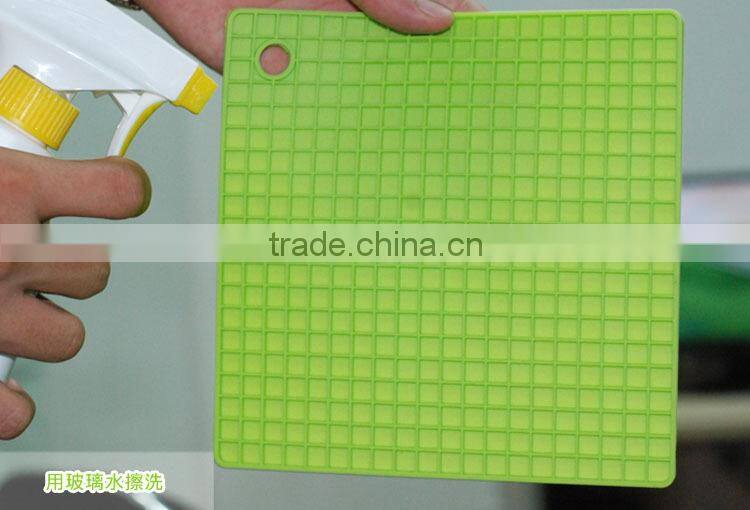 Cute Kitchen Tools Table Accessories silicone hot pot mat