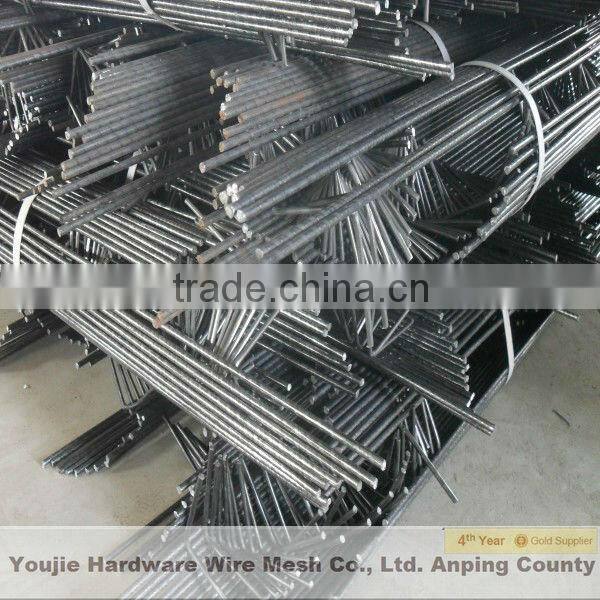 (building material) metal stirrup