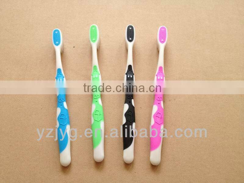 2013 cow design toothbrush with nylon