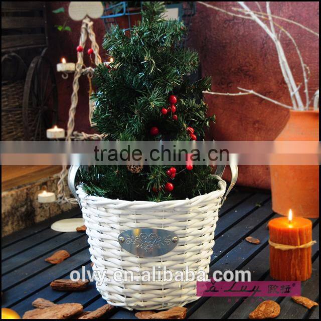 willow basket with metal handles