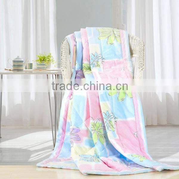 Wholesale hotel white plain duck feather down quilt china printed softextile quilt fabric