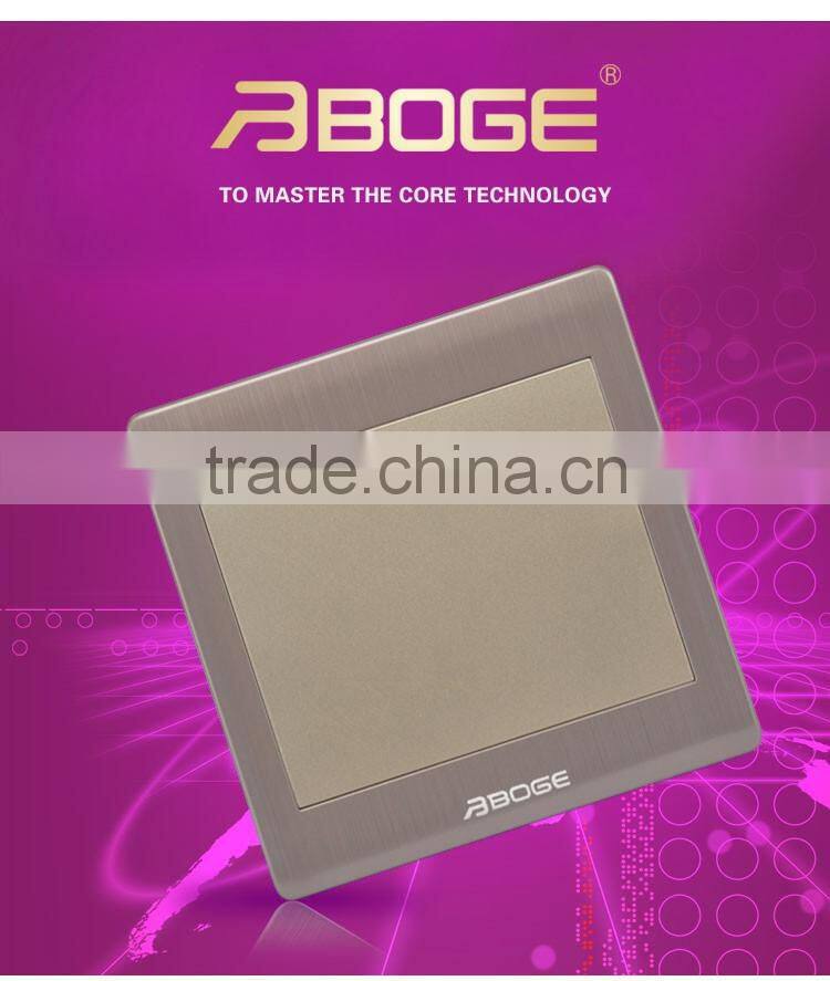 blank plate with golden color