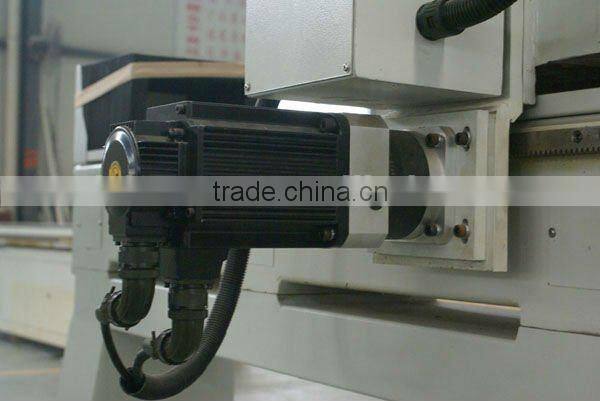 Disk auto-tool changer CNC machine center