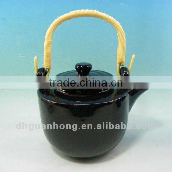 Hot sale Japan ceramic teapot in black color