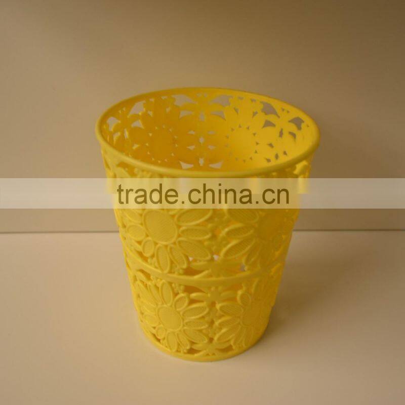 plastic small desk storage bucket