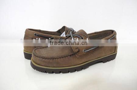 Handsewn Blucher Moccasin Construction deck shoes
