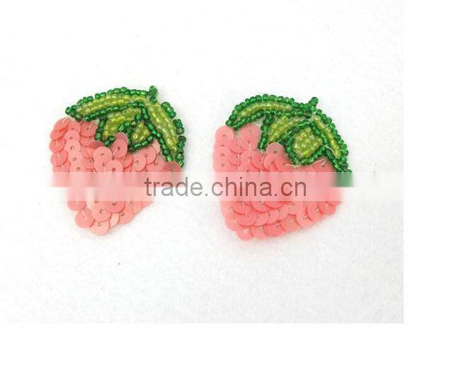 2017fruit Professional wholesale strawberry sequin applique patch embroidery