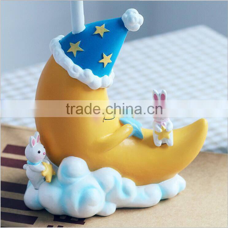 Creative children cartoon moon shaped resin led table lamp