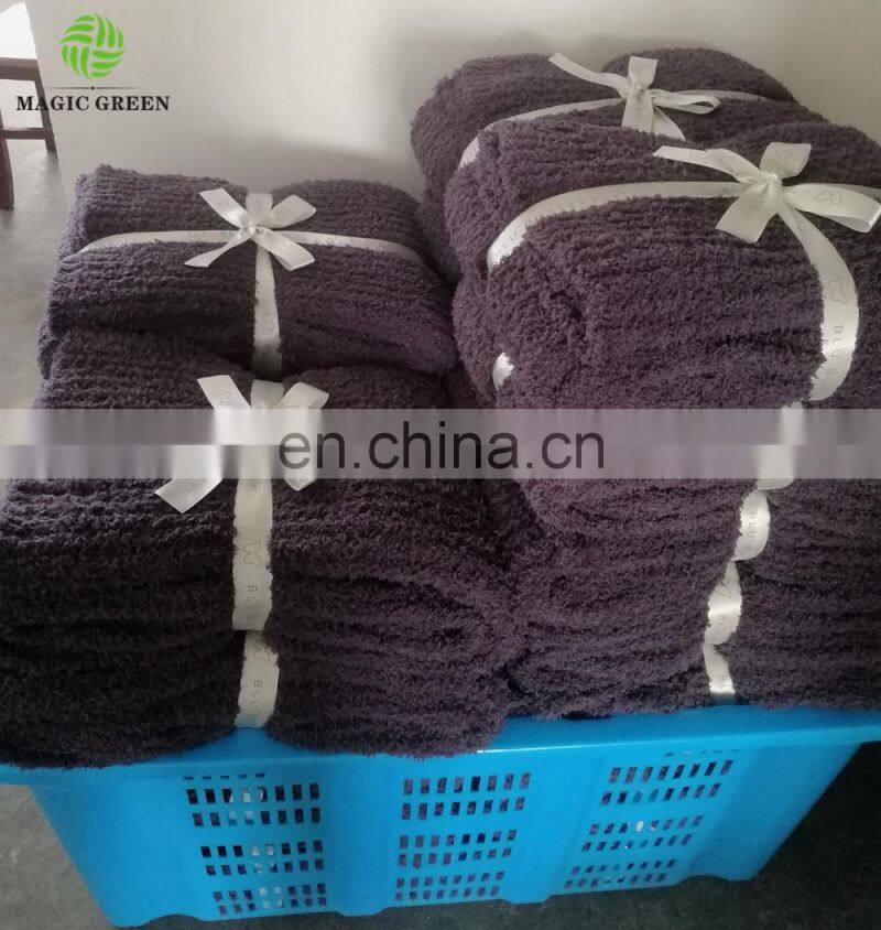 Barefoot Dreams super soft luxury best selling white color most new tech micro feather yarn knit baby adult throw blanket