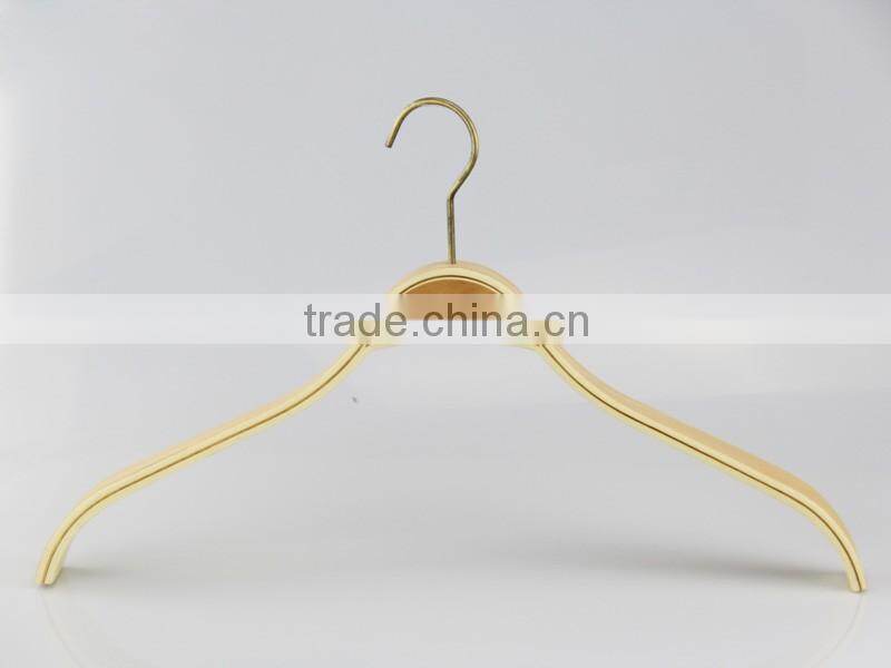 HA6672 cheap natural laminated hanger for clothes store