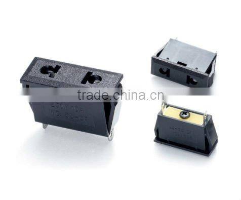 1 round pin black and white desktop power outlet