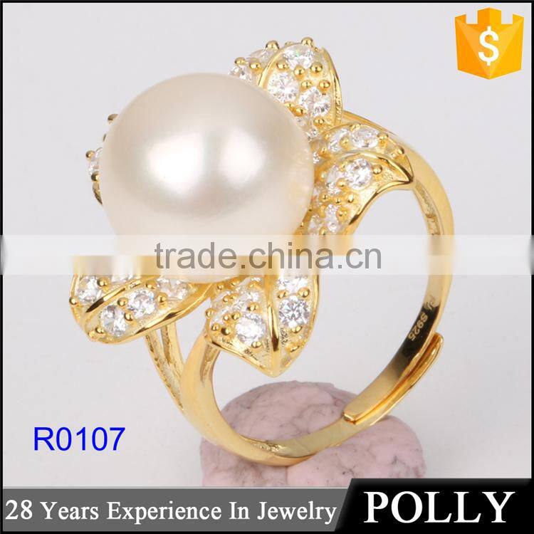 2015 Promotion latest fashion flower pearl ring designs for women