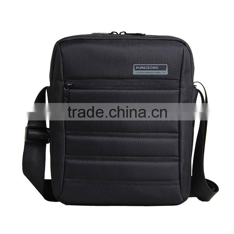 Popular good quality unique man shoulder bag messenger bag with tablet compartment