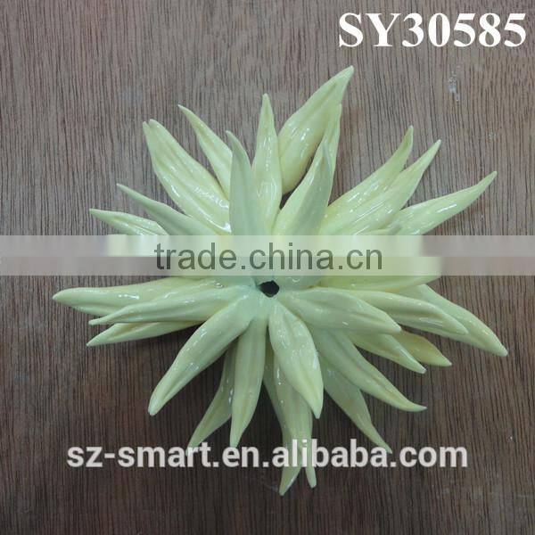 Souvenir handmake ceramic flower decoration