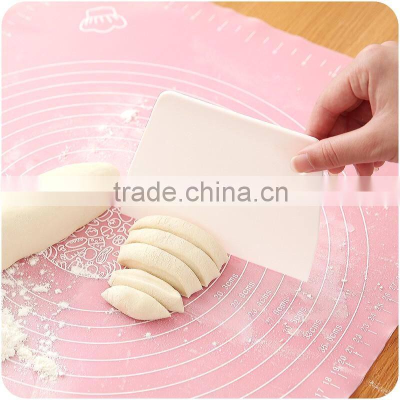 HOT sell cheap Plastic The dough cut Scraping The knife Wholesale