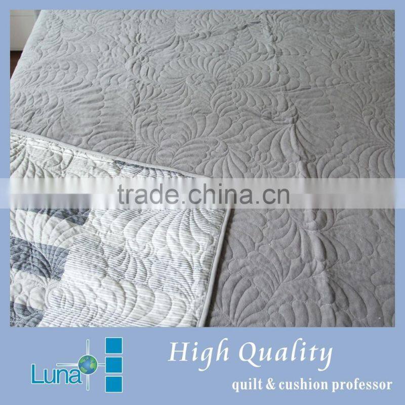 camel hair feather printed quilt
