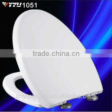 1051 Toilet seats; Hot Sale to South America Plastic Toilet Seat Cover with Mental Feet