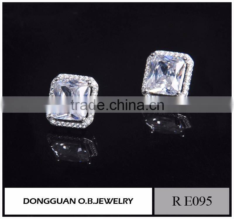 Small quantity order zircon earring fashion fancy stud earring