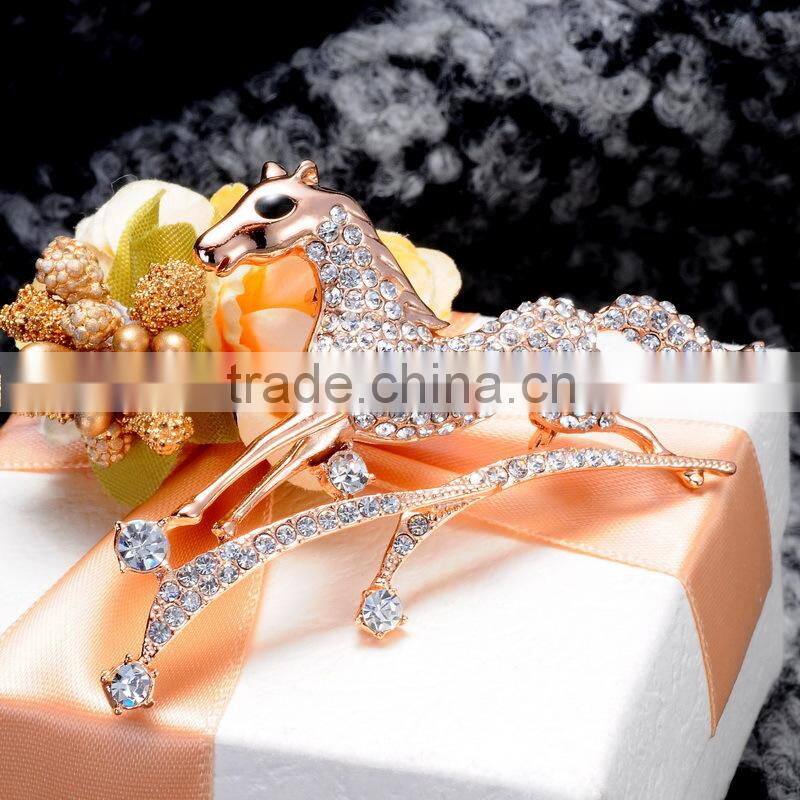 2015 Fashion China wholesale horse brooch full of diamond