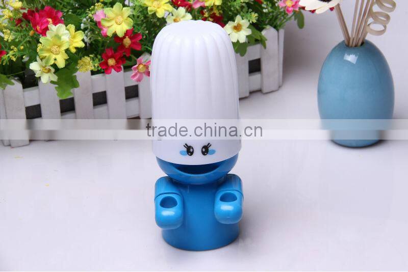 Toothbrush Cup Set/Cartoon Shaped Plastic Toothbrush Cup