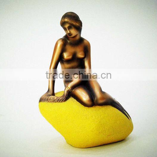 Antique animal movie cartoon mini dog figurine