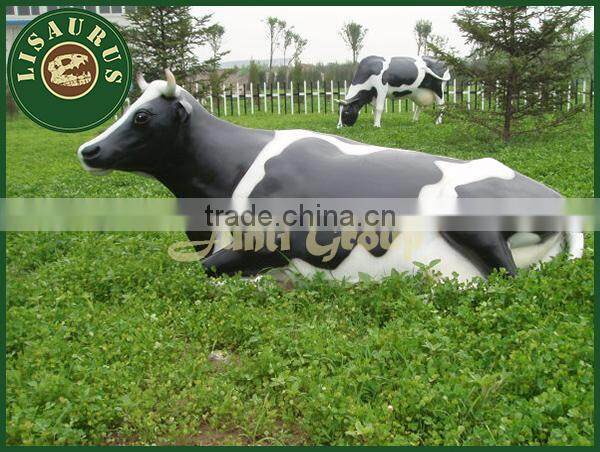 Lisaurus-G life size customized cow fiberglass statue