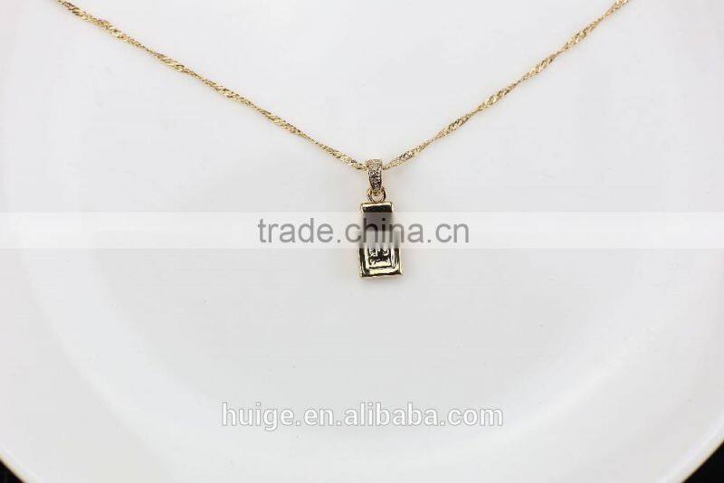 2015 Yiwu Simple Design Jewellery Hot Sales Brass Chain Gold Plated Pendant Necklace