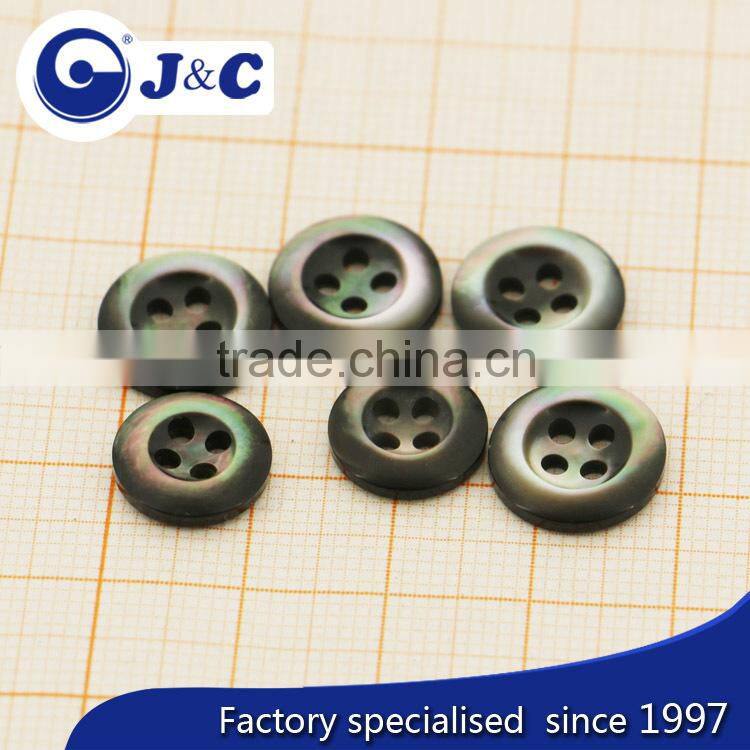 carve design black mother of pearl sea shell button