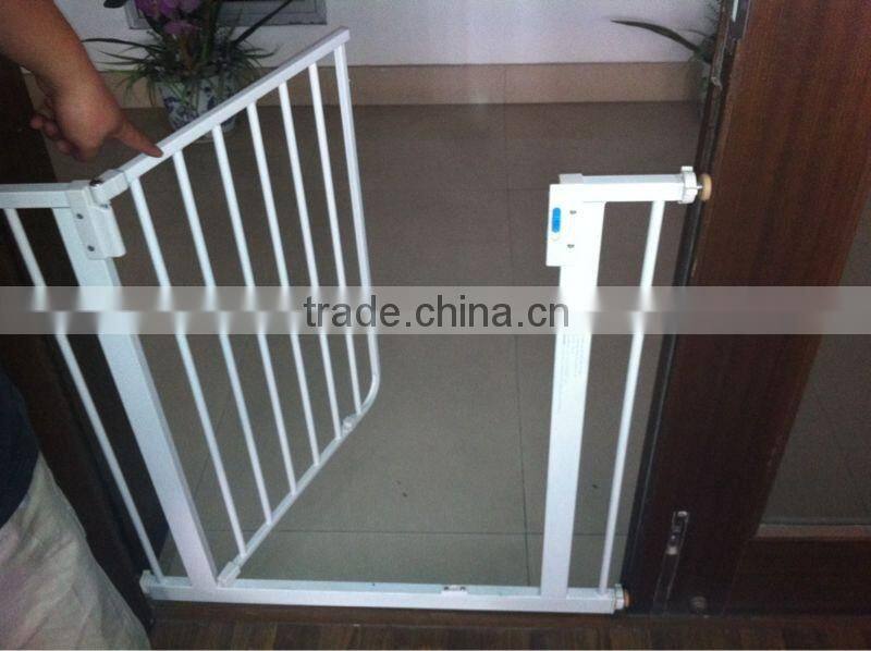 baby safety gate double locking mechanism