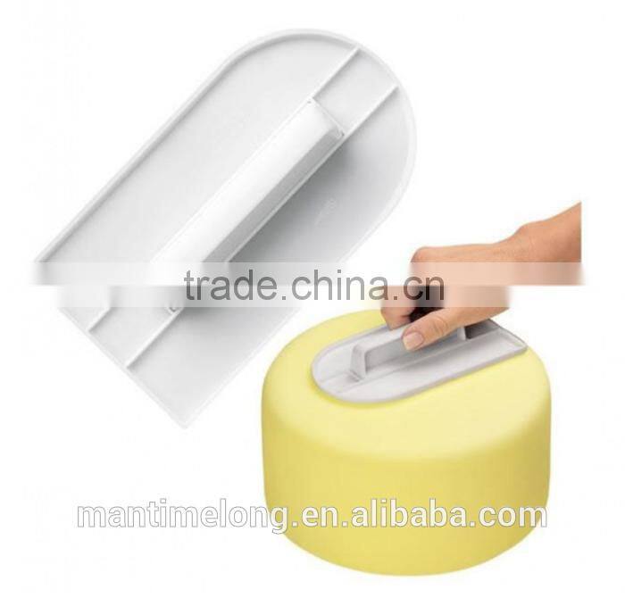 cake smoother with handle efficient tool for fonfant decorating