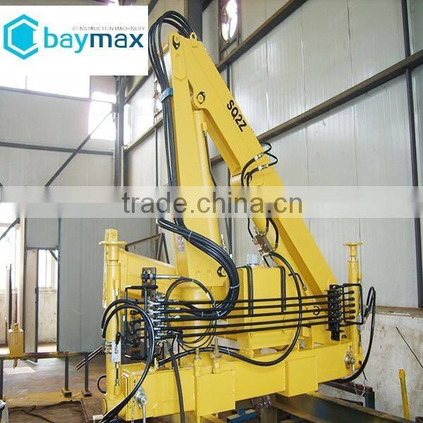 2 tons truck crane with knuckle boom for sale
