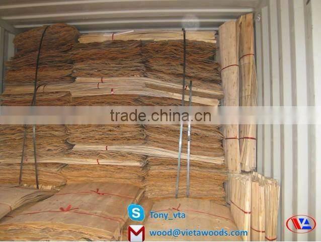 Eucalyptus joint Core Veneer for making Plywood from Vietnam