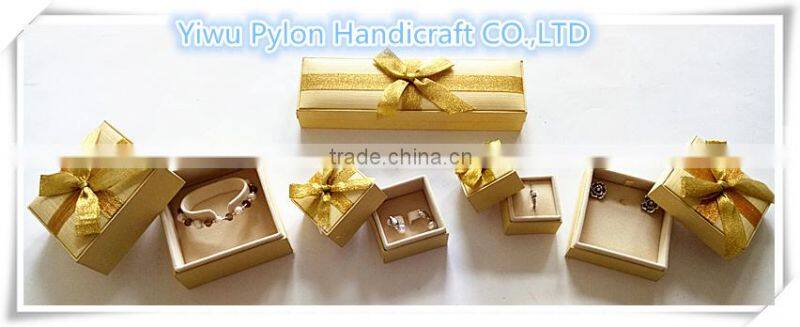 good quantity paper gift box